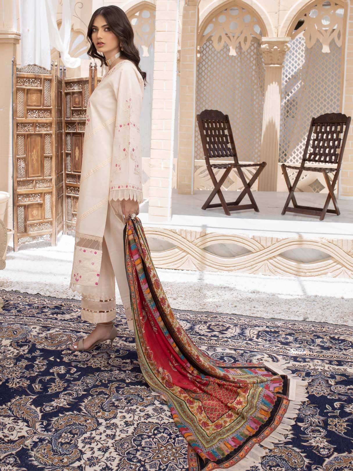 SULTANA 3 PIECE EMBROIDERED UNSTITCHED LAWN portia fabrics