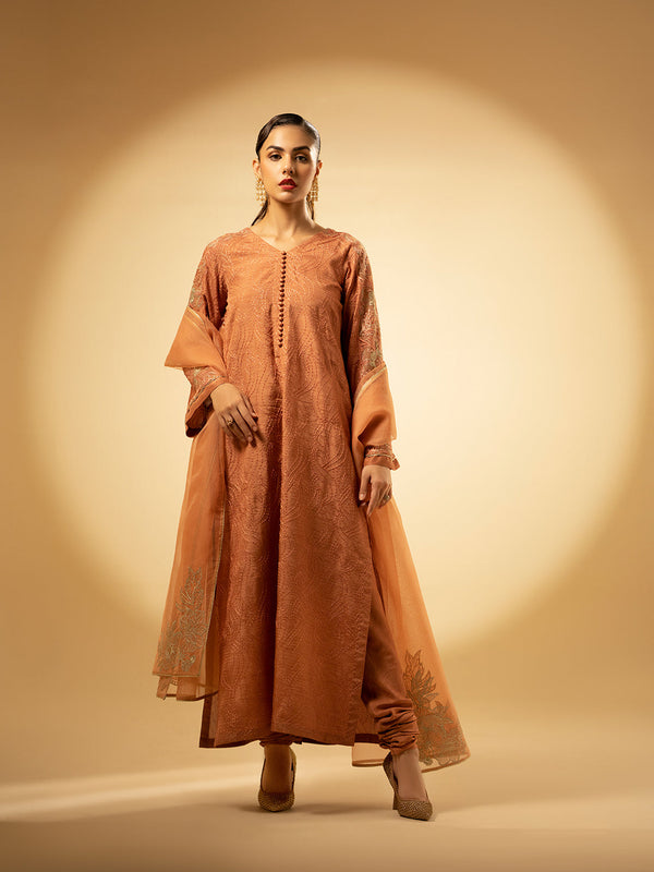 Peach Hues | Silk Edit '23 | Fozia Khalid